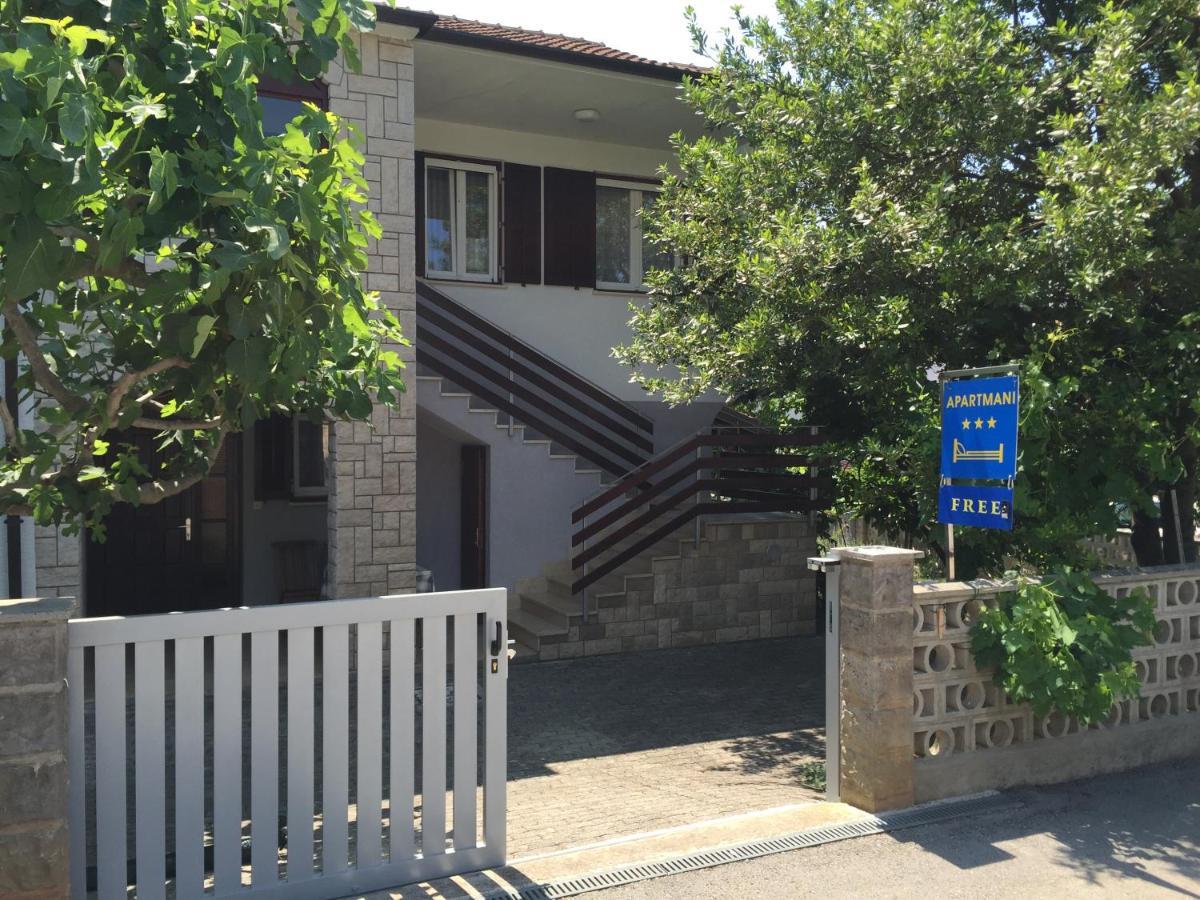 Iva Apartments Novigrad Istria Eksteriør billede